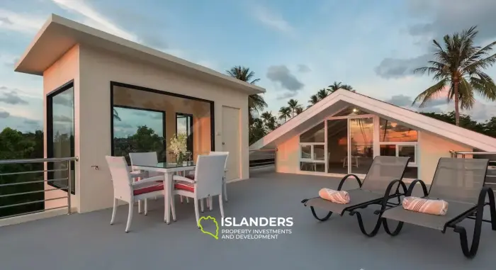 Villa avec terrasse sur le toit à louer près de la plage de Bangrak