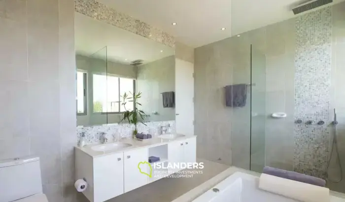 3 Bedroom sunset viila near Thongson beach