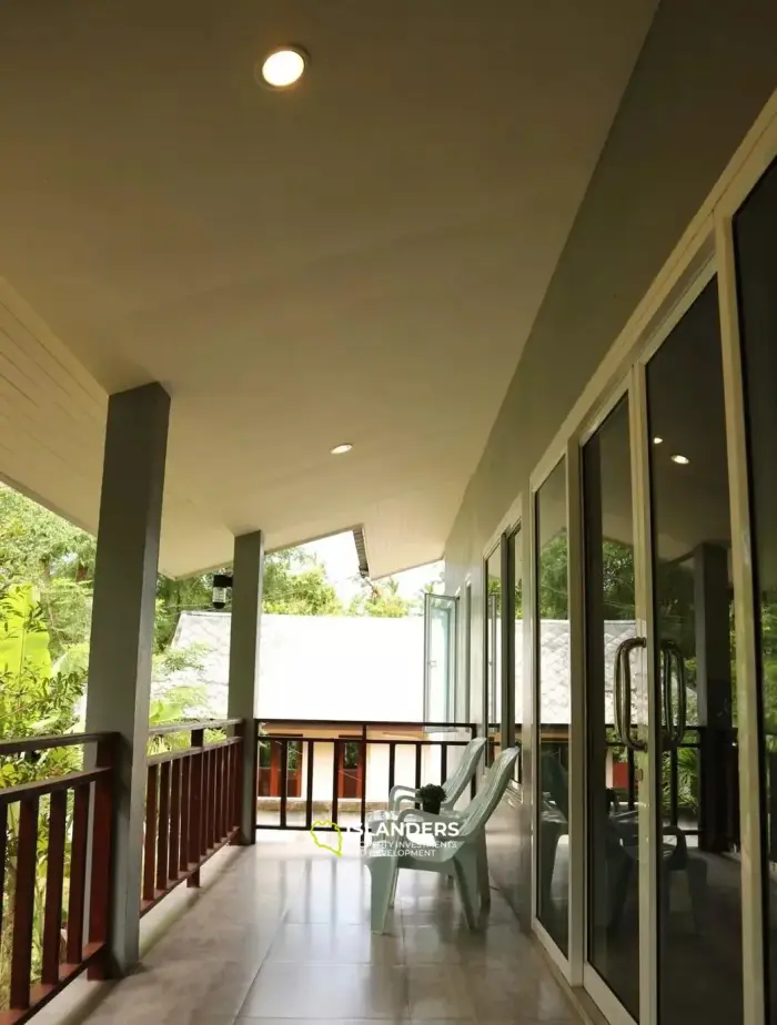 Haus mit 2 Schlafzimmern und privatem Garten in Maret