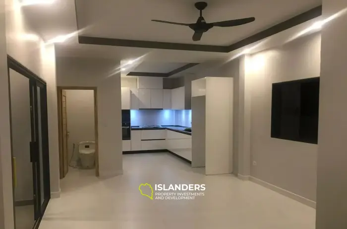 मेनम गार्डन एस्टेट में बिक्री के लिए 3 बेडरूम वाला विला