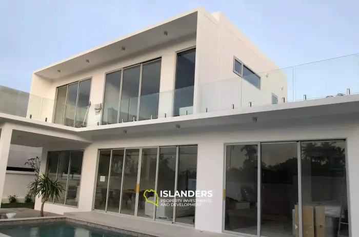 कोको ट्रॉपिकल में बिक्री के लिए 3 बीआर विला
