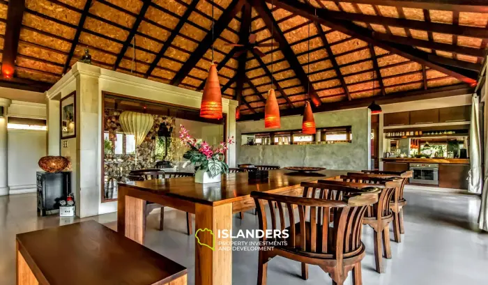 Hervorragende Bali Villa 3BR &amp; Privater Pool in Koh Samui