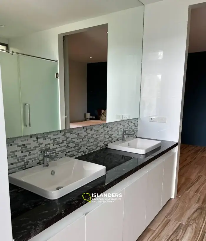 3 Bedroom Villa for rent at Luxana Villas 