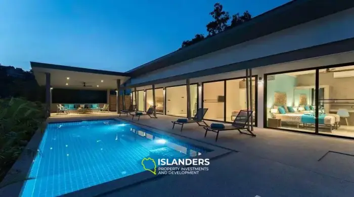 Umwandelbare Poolvilla mit 4 Schlafzimmern im ruhigen Bangpor Grove