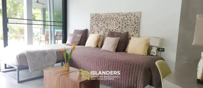 Umwandelbare Poolvilla mit 4 Schlafzimmern im ruhigen Bangpor Grove