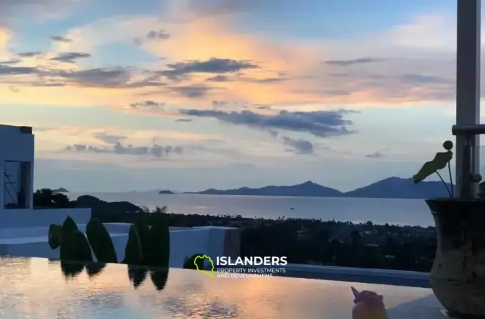 vues imprenables depuis cette immense villa de 3 chambres avec piscine à Bophut Hill