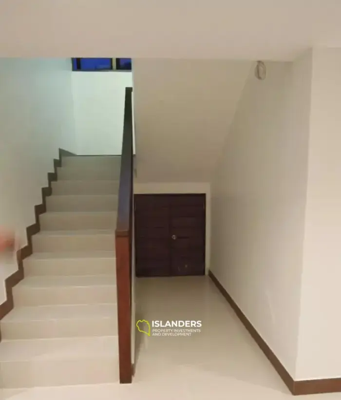 Villa de 4 chambres à louer à Tongson Bay Villas