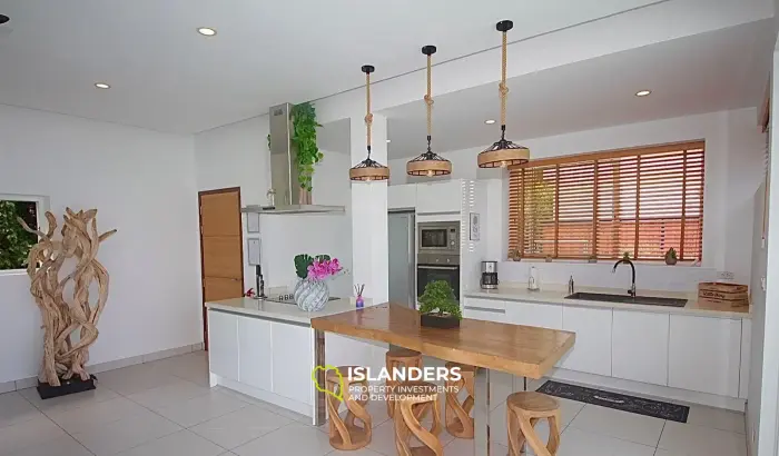 וילת 5 חדרי שינה עם נוף לים בבופוט