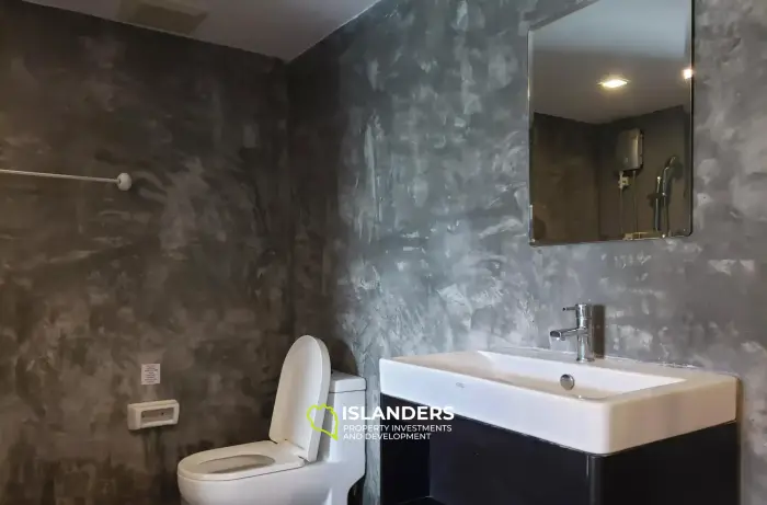 Condominio de 2 habitaciones en alquiler en Replay Residence &amp; Pool Villa