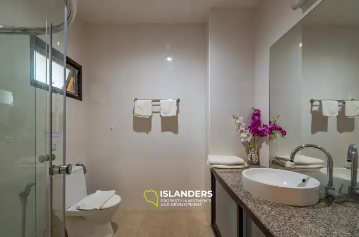 Studio Condo with garden view for sale at Avanta Condominium