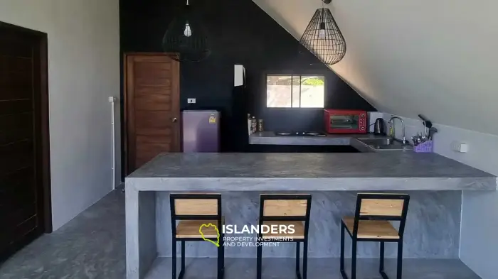 Komplex aus 3 A-Frame-Häusern. Maduawan-Gebiet