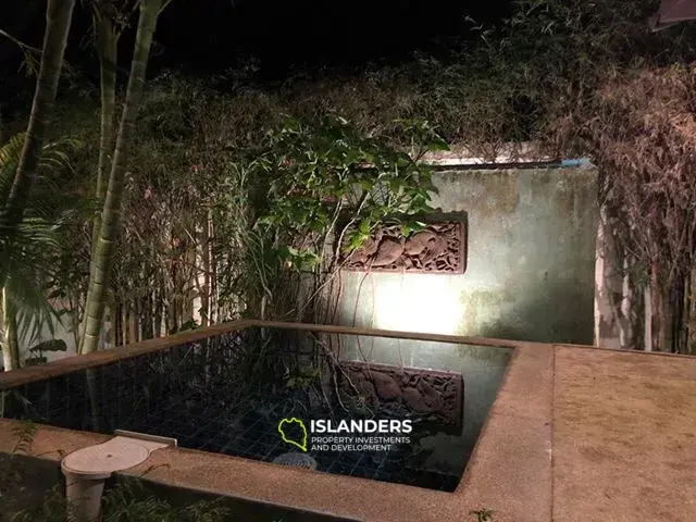 Jolie maison privée avec jardin et piscine. Région de Maduawan