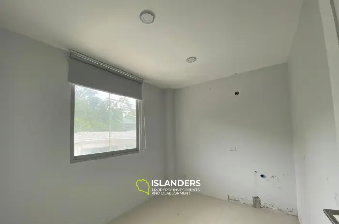 5 Bedrooms Sea View Villa for Sale in Plai Laem