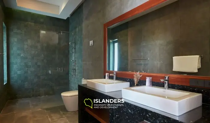 Villa de 5 chambres à vendre à Baan Saitara