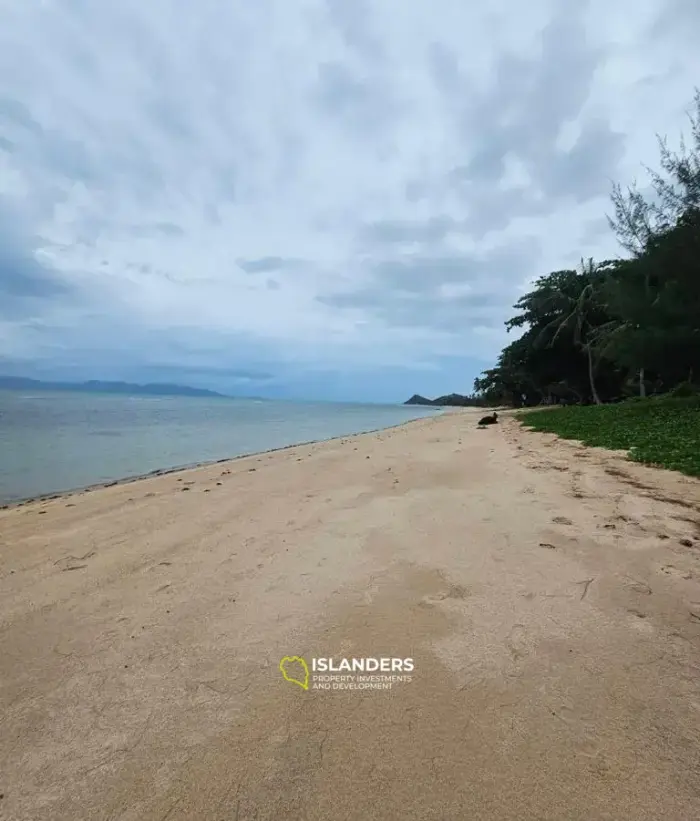 Villa Beachfront for Sale in Koh Samui 
