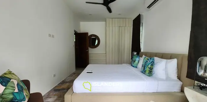 Quiet Oasis in Lamai Corner Villa on Large Land Plot for Sale