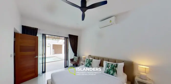 Quiet Oasis in Lamai Corner Villa on Large Land Plot for Sale