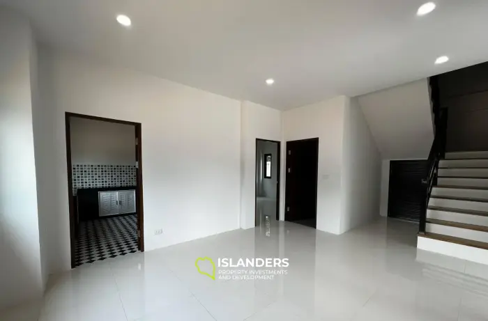 Maison de 4 chambres à vendre à The Rich Home Na Mueang