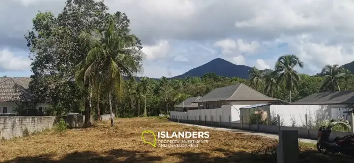 Mountainside and Riverside Bliss in the Heart of Koh Phangan