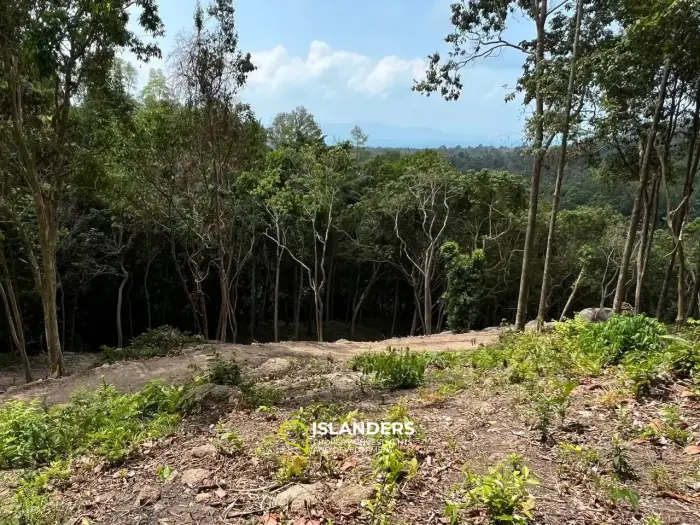 Bezauberndes 10 Rai Grundstück mit Meerblick