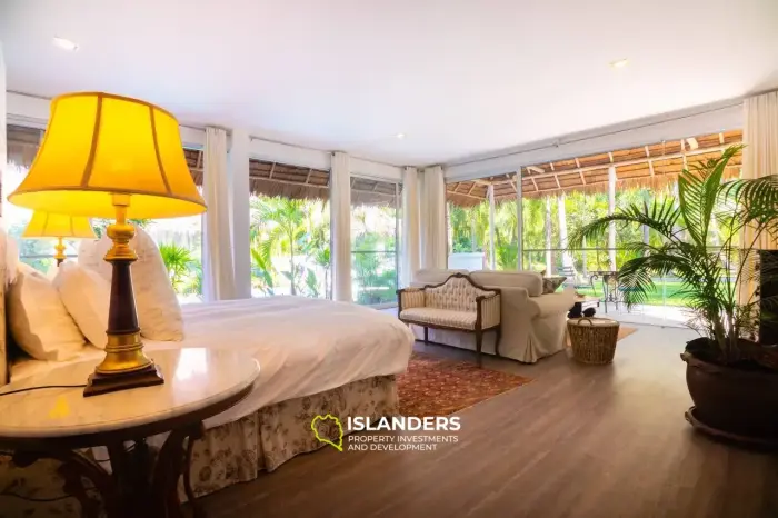 Elegant 3-Bedroom Villa in Ban Nai Suan