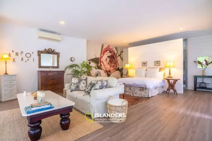 Elegant 3-Bedroom Villa in Ban Nai Suan