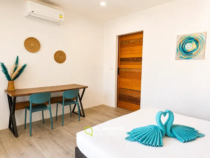 Villa moderne à Woktum : une vie de luxe avec une touche de paradis tropical !