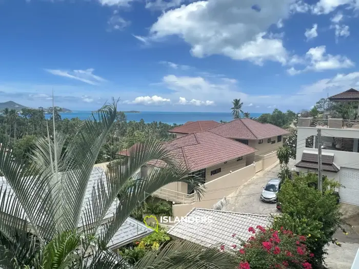 Villa at chaweng Noi, 4 bedrooms, pool & sea view