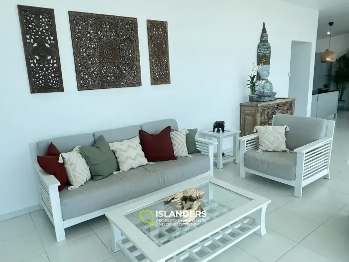Villa at chaweng Noi, 4 bedrooms, pool & sea view