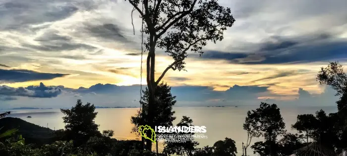 Terreno absolutamente único e impresionante con vista al mar y puesta de sol de 360° en Haad Yao, 6400 m² (4 Rai)