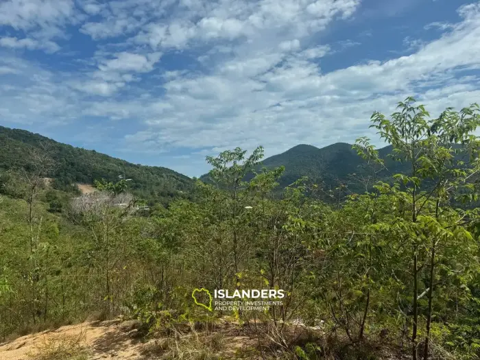 Magnifique terrain avec vue sur la mer sur Chaloklum 4 rai