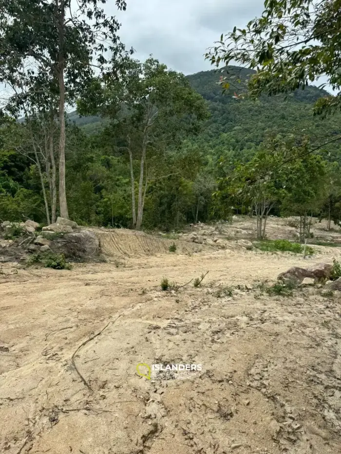Amazing mountain land in  Madua Wan (Plot F)