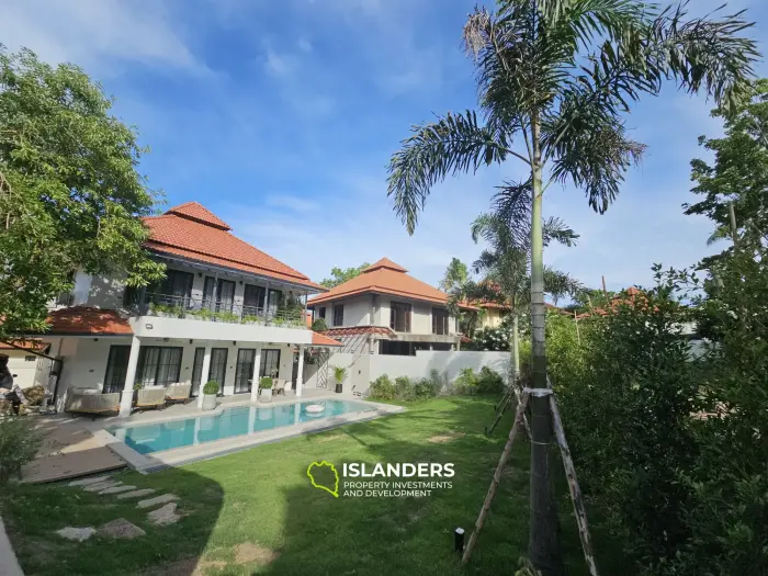 Brand-new 3+1 beds Private Pool Villa in prime Thongson Bay