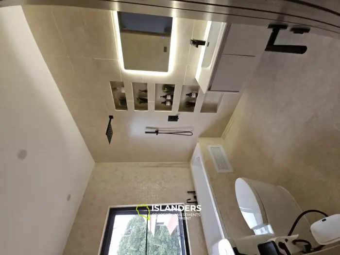 Brand-new 3+1 beds Private Pool Villa in prime Thongson Bay