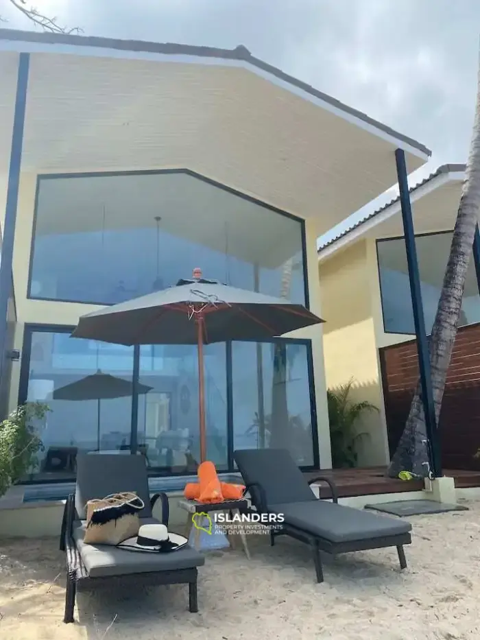 Strand-Poolvilla mit 2 Schlafzimmern