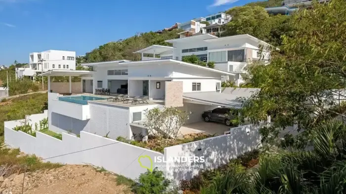 Villa avec piscine de 3 chambres dans un excellent emplacement