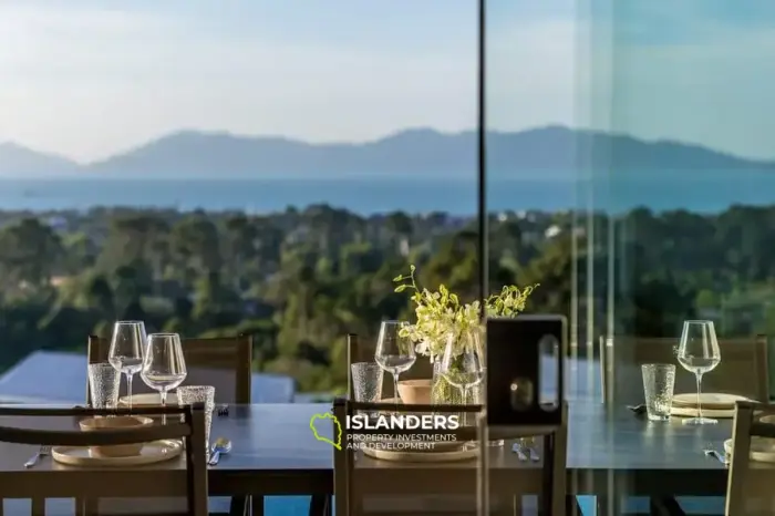 Villa avec piscine de 3 chambres dans un excellent emplacement