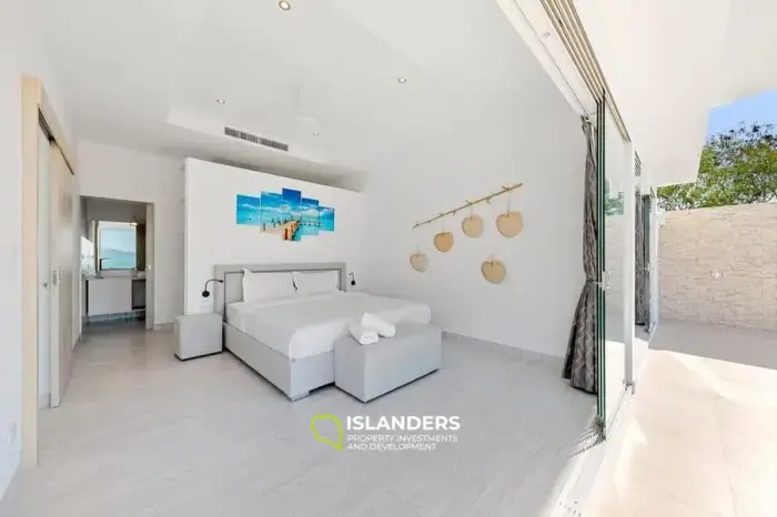 Villa avec piscine de 3 chambres dans un excellent emplacement