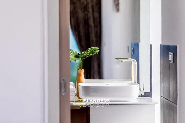 Villa avec piscine de 3 chambres dans un excellent emplacement