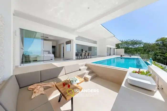 Villa avec piscine de 3 chambres dans un excellent emplacement