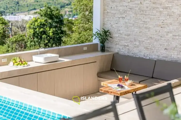 Villa avec piscine de 3 chambres dans un excellent emplacement