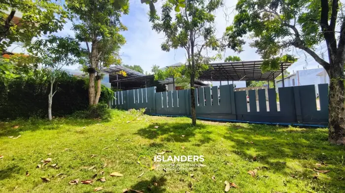 3 bedroom pool villa with garden