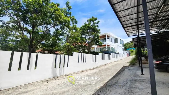 3 bedroom pool villa with garden