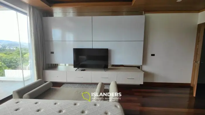 3 bedroom pool villa with garden