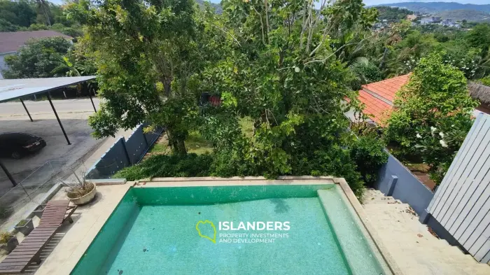 3 bedroom pool villa with garden