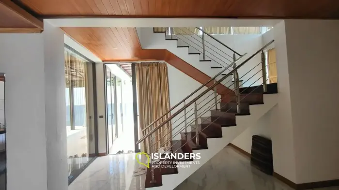 3 bedroom pool villa with garden