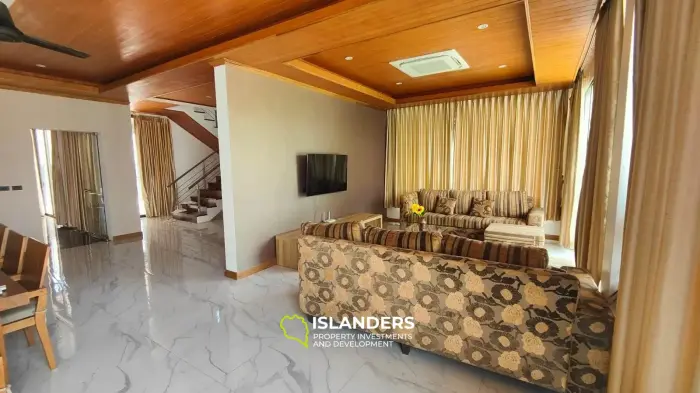 3 bedroom pool villa with garden