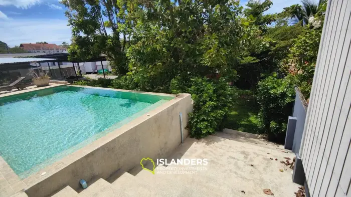 3 bedroom pool villa with garden