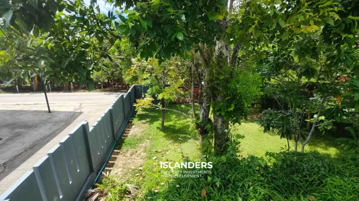 3 bedroom pool villa with garden