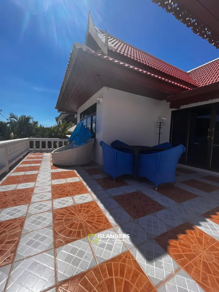 2 bedroom pool villa with a picturesque view